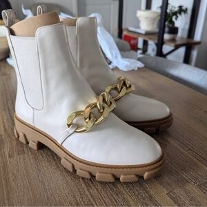 Michael Kors Leather Ankle Boots  Size 7 New With Box